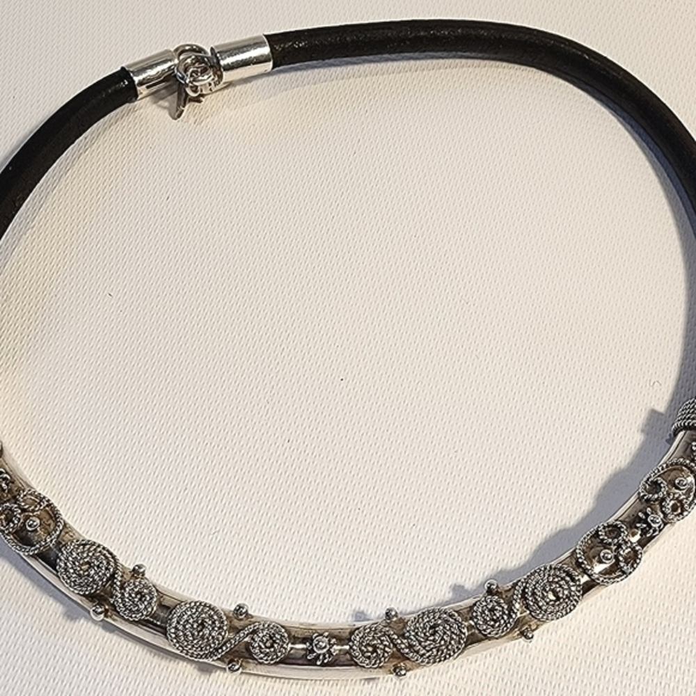 Sterling Silver 925 and Black Leather Choker‎ Style Necklace 17 Inches